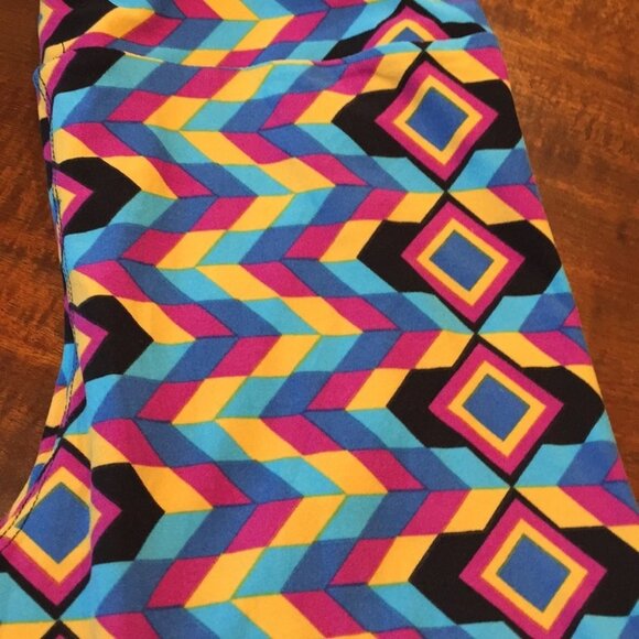 OS NWOT LuLaRoe Leggings - Picture 2 of 3